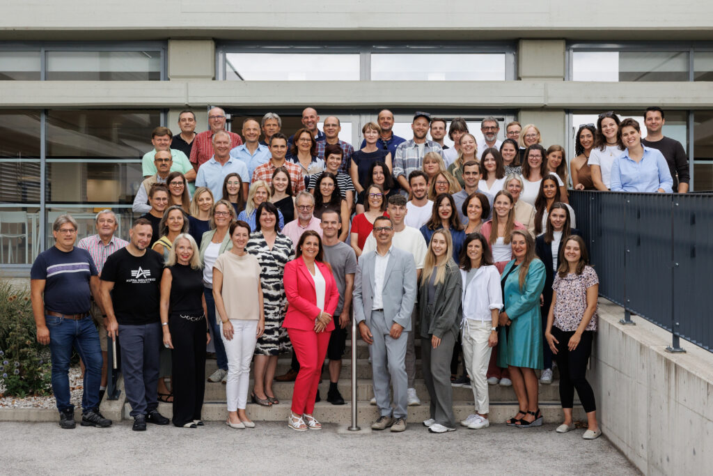 Lehrerinnen und Lehrer der Schule